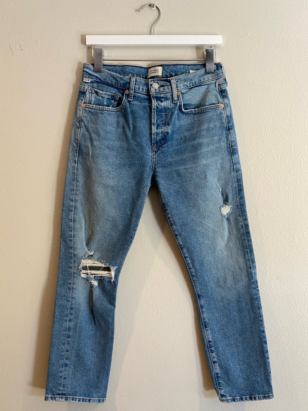 Citizens of Humanity Emerson Slim Boyfriend Jeans Size 26 Distressed